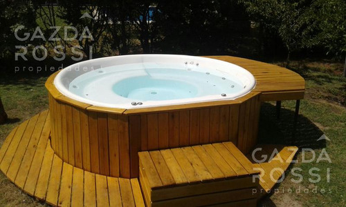 Propiedad A La Venta Apta Crédito Hipotecario En Barrio Malibú.