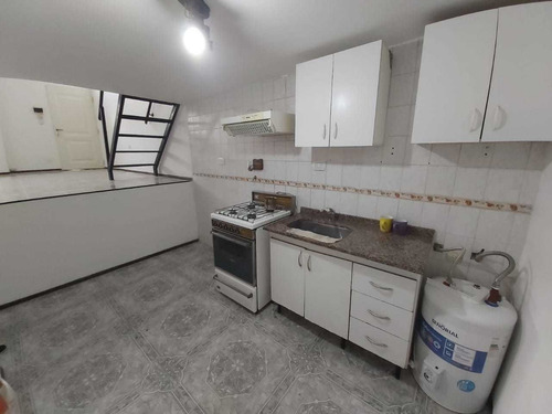 Imagen 8 de 12 de Departamento 2 Ambientes En Alquiler En Villa Maipu