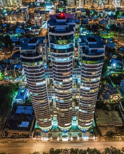Apartamento Amueblado En Alquiler Av. Anacaona De 3 Habitaciones Piso Alto