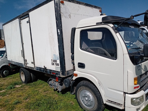 Imagen 3 de 8 de Dfm 1064 Año 2015 Motor Cummins 160hp 5.500 Kilos De Carga