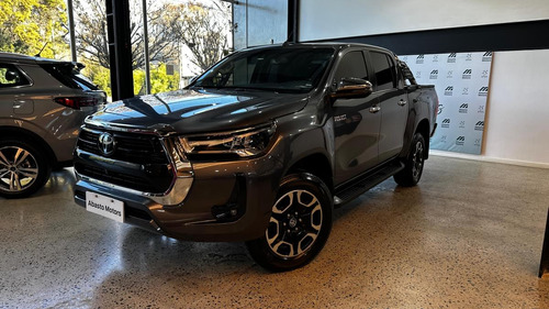 Toyota Hilux 2.8 Cd Srx 177cv 4x4 At