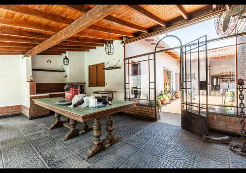 Venta Quinta 5 Ambientes Pileta, Jardin, Quincho Lote 10x48. Padua