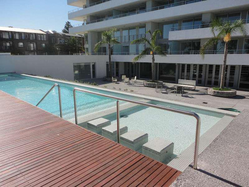 Venta Apartamento En Colonia Sobre Rambla Con Vista Al Río