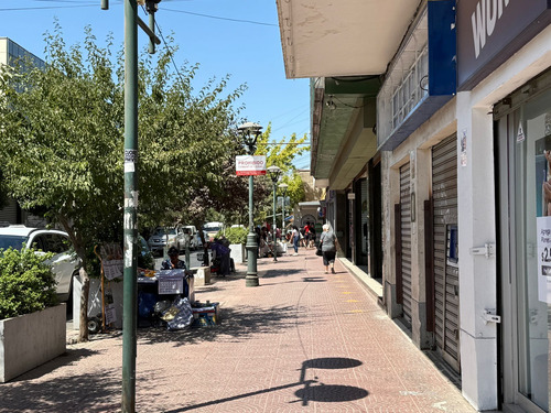 Local De 194m2 Los Andes Remodelado A Pasos De Plaza Armas