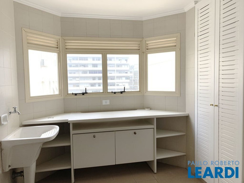 Imagem 12 de 15 de Apartamento - Jardim América - Sp - 583566