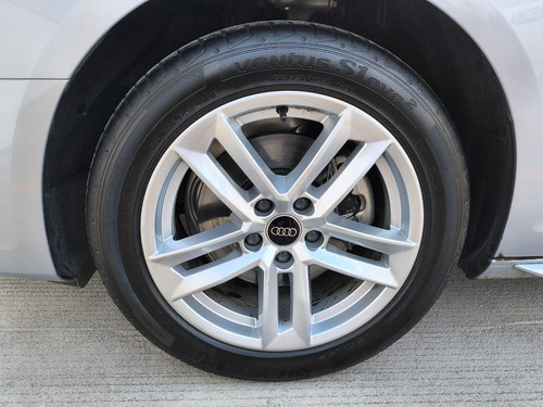 Audi A4 S Tronic Select