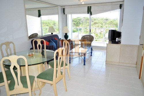 Apartamento Con Excelentes Servicios-ref:1581