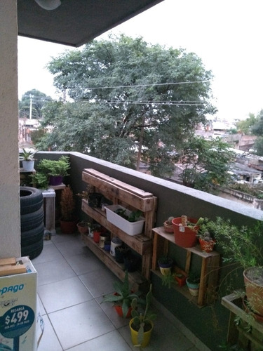 Imagen 3 de 8 de Departamento En Venta - 2 Dormitorios - Barrio Guemes