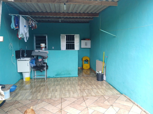 Vende-se Sobrado Com 2 Casas