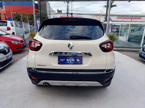Renault Captur 1.616v Intense Sce X-tronic 5p