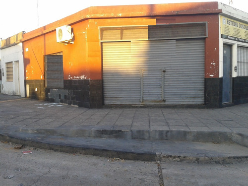 Imagen 2 de 3 de Venta Local Comercial - Dueño Del Espacio Aéreo - Esquina