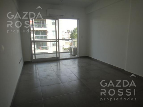 Imagen 3 de 11 de Departamento - Adrogue