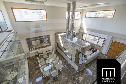 Casa En Venta En Terralagos,canning.