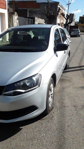 Imagen 1 de 12 de Volkswagen Voyage 1.6 101cv 2013