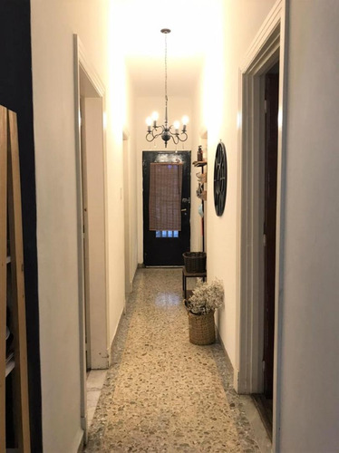 Imagen 5 de 11 de Impecable Casa 4 Amb