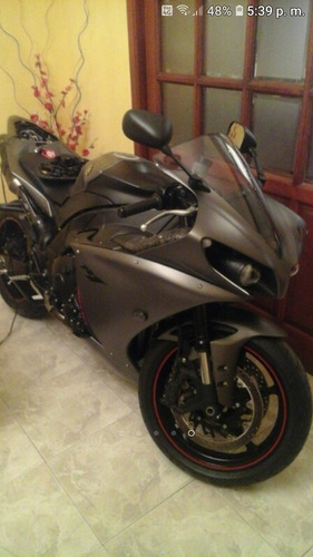 Yamaha R1