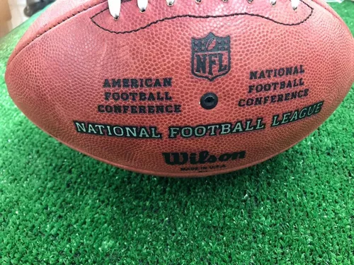 El balón que celebra los 100 años de la NFL – Cosas de papá