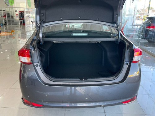 Imagen 6 de 13 de Toyota Yaris 2021 Sd S Mt