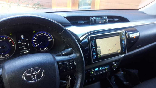 Toyota Hilux 2.8 Cd Srv 177cv 4x4 At 2018