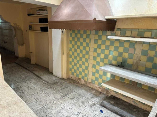 Encantadora Propiedad De 3 Pisos En Renta Merida, Santiago (nrc-1063)