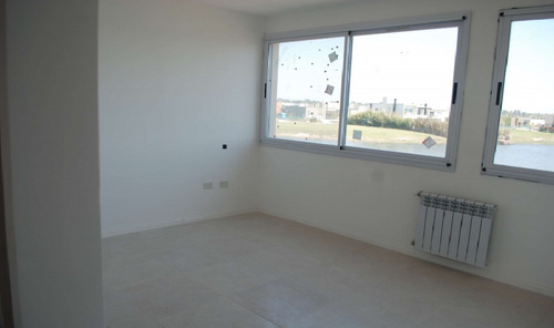 Imagen 13 de 17 de Oportunidad Casa En Venta En El Cantón A La Laguna