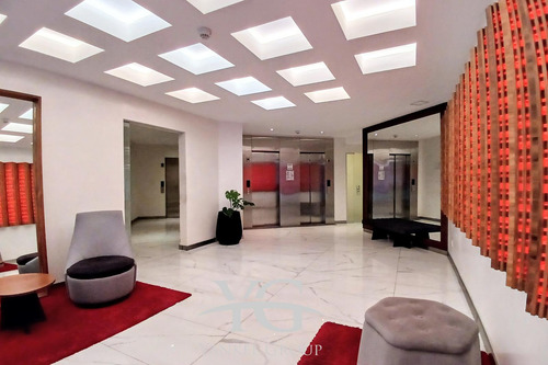 Departamento De 4 Ambientes Con Cochera En Villa Crespo
