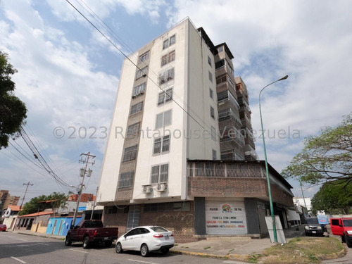 Apartamento Amueblado En Venta Barquisimeto Zona Este 23-25585 App