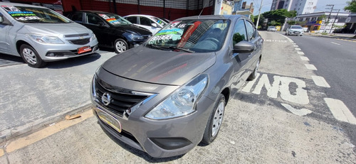 Nissan Versa 1.6 16v S 4p