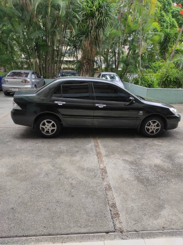 Imagen 4 de 9 de Mitsubishi Lancer