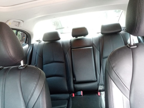 Imagen 12 de 14 de Mazda 3 2019