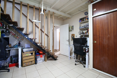 Casa Venta Parque Pileta Y Galpón Lomas De Zamora