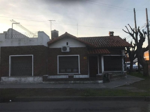Casa 4 Ambientes Con Cochera Doble