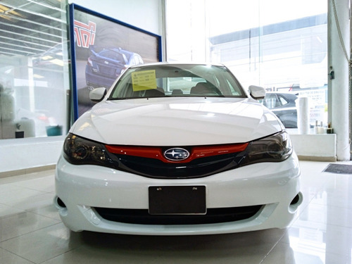 Imagen 5 de 15 de Impreza 2.0r 2011