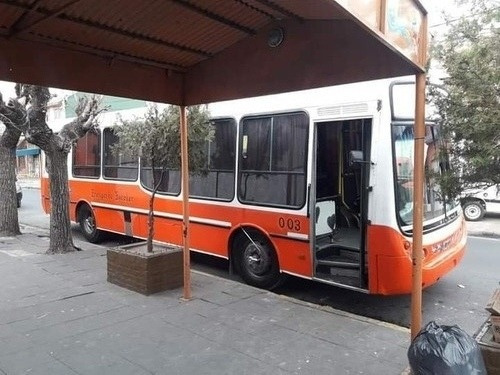 Imagen 4 de 10 de Colectivo Mercedes Benz 1315 2007