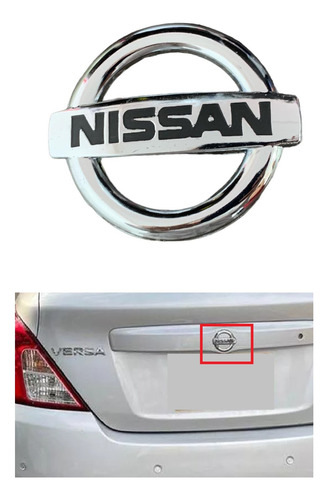 Emblema Logo Posterior Nissan Versa
