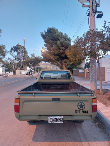 Imagen 5 de 8 de Toyota Hilux 2001 2.8 S/cab 4x2 D Dlx