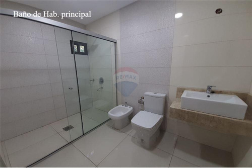 Imagen 9 de 14 de Vendo Residencia Con Amplio Patio En El Barrio San Miguel, Cambyreta: 2 Habitaciones Y 2 Baños.