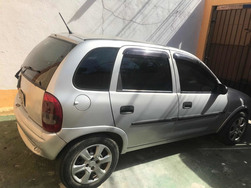 Imagem 1 de 6 de Chevrolet Corsa Gl 1.6