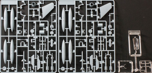 Avion Navy F/a-18c Vfa192 Golden Drag Scala 1/72 Kit Armable