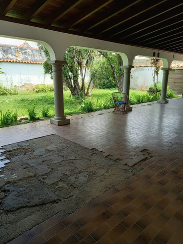 Imagen 9 de 17 de Yosmar & Fernando Alquila Casa Comercial En La Viña , Valencia, El Viñedo, Carabobo, Charlotte