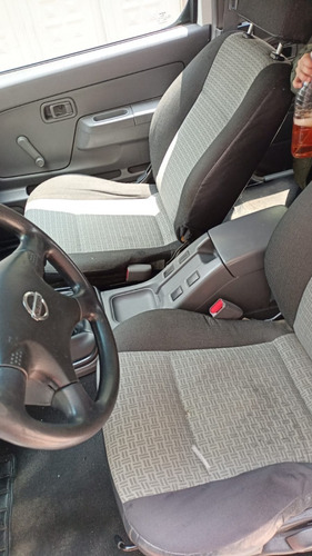 Imagen 5 de 18 de Nissan Frontier D22 Np300