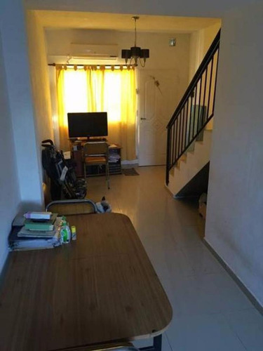 Imagen 6 de 15 de En Venta Duplex C/ Patio Y Cochera.