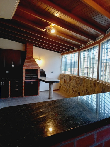Imagen 14 de 24 de Se Vende Penthouse Apartamento En Mañongo