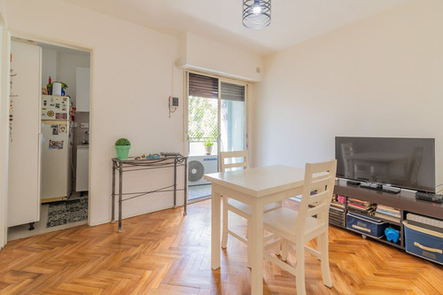 Venta Depto 2 Ambientes Luminoso Con Balcon