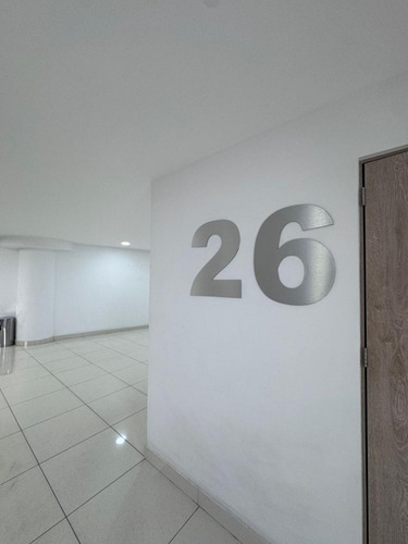 Consultorio Médico Nuevo En Excelentes Condiciones, Dividido En 2 Areas Totalmente Equipadas