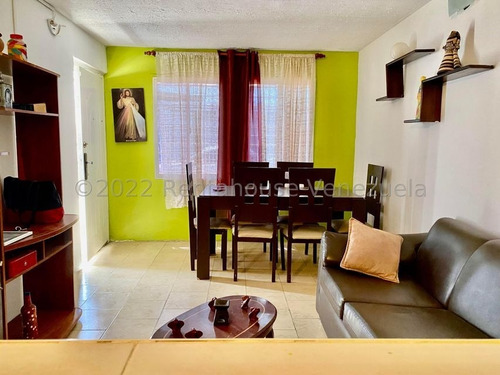 Imagen 10 de 12 de Acogedora Casa En Venta En Conjunto Privado De La Urb. Pedro Manuel Arcaya 04146954944 23-7780