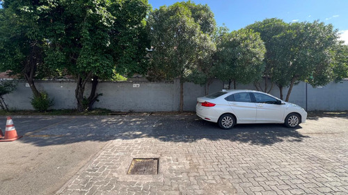 (bod)bodega Con Oficinas Dentro De Condominio En Macul