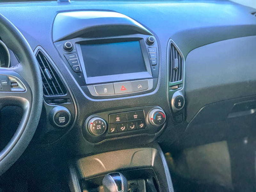 Imagem 9 de 15 de Hyundai Ix35 Gl 2.0 16v 2wd Flex Aut