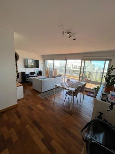 Imagen 1 de 25 de Penthouse De 3 Dormitorios Con Gran Terraza, Parrillero Y Cochera Zona Villa Biarritz!!