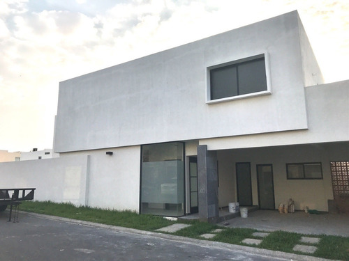 Imagen 1 de 11 de Casa Renta * Recamara Planta Baja * Lomas Rioja * Alvarado Veracruz *